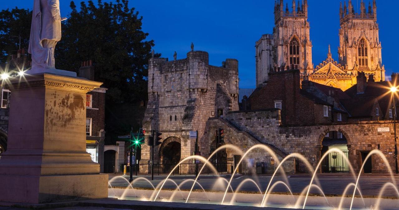 The Clifford Gathering York - Sleeps Up To 10 Extérieur photo
