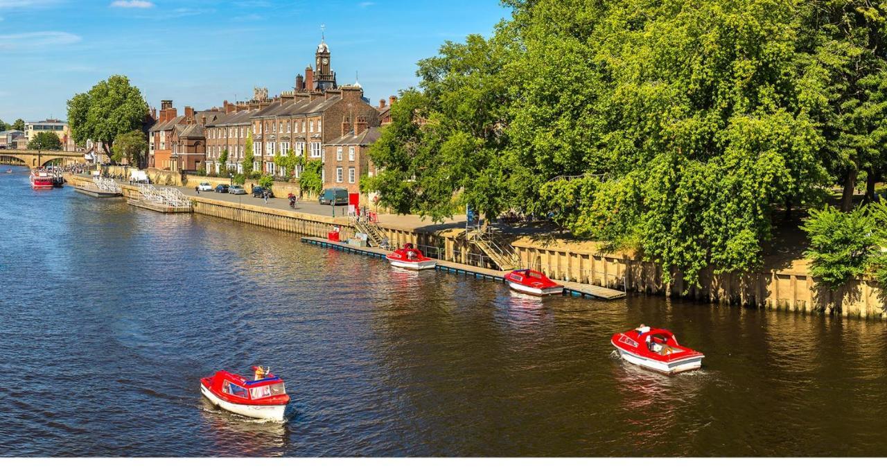 The Clifford Gathering York - Sleeps Up To 10 Extérieur photo